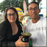 "Se tem algo bom na vida, é tomar chimarrão. Um hábito que começa pela manhã e se repete no fim de tarde. Compartilhar o mate é um hábito que aproxima, carrega união e renova o ânimo". Antônio Gonçalves , 57 anos e Cleusa do Nascimento, 55 anos
